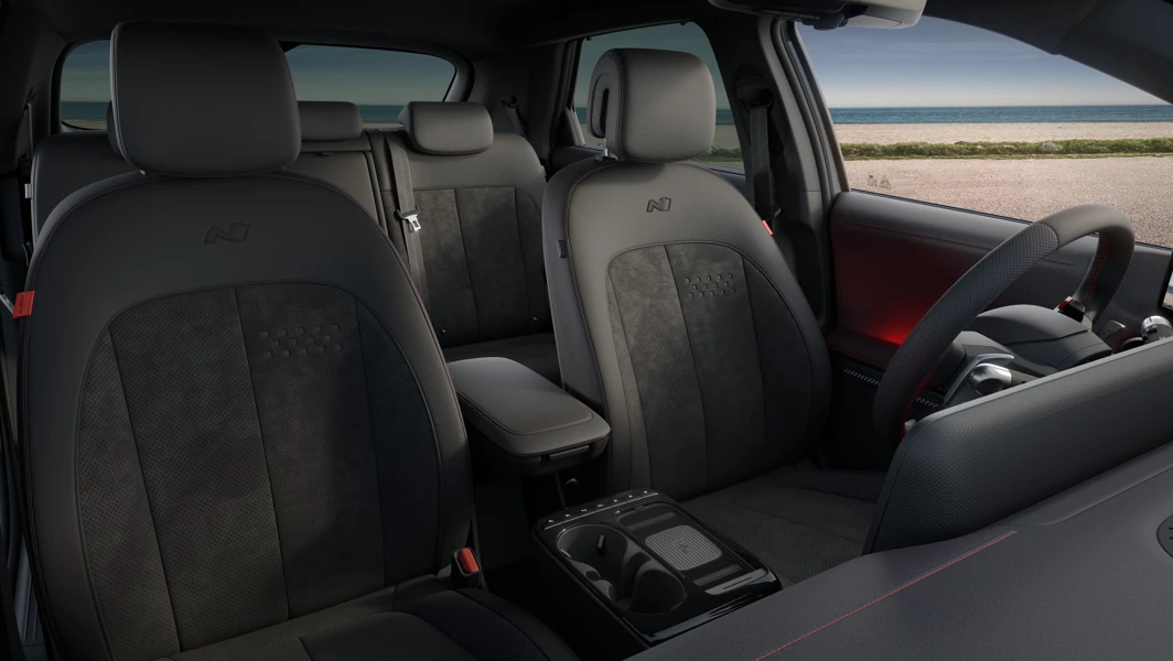 HME NE NLINE Iviz INT PE2 SHOT 023