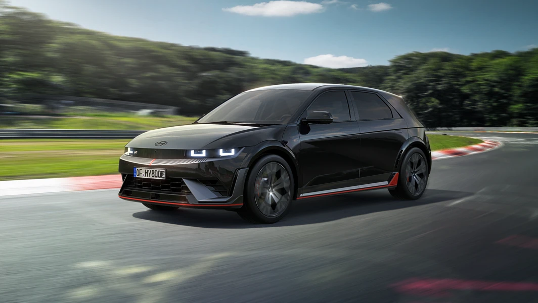 HME NE N Eviz EXT A2B Abyssblackpearl 52905 NI000 SHOT C007